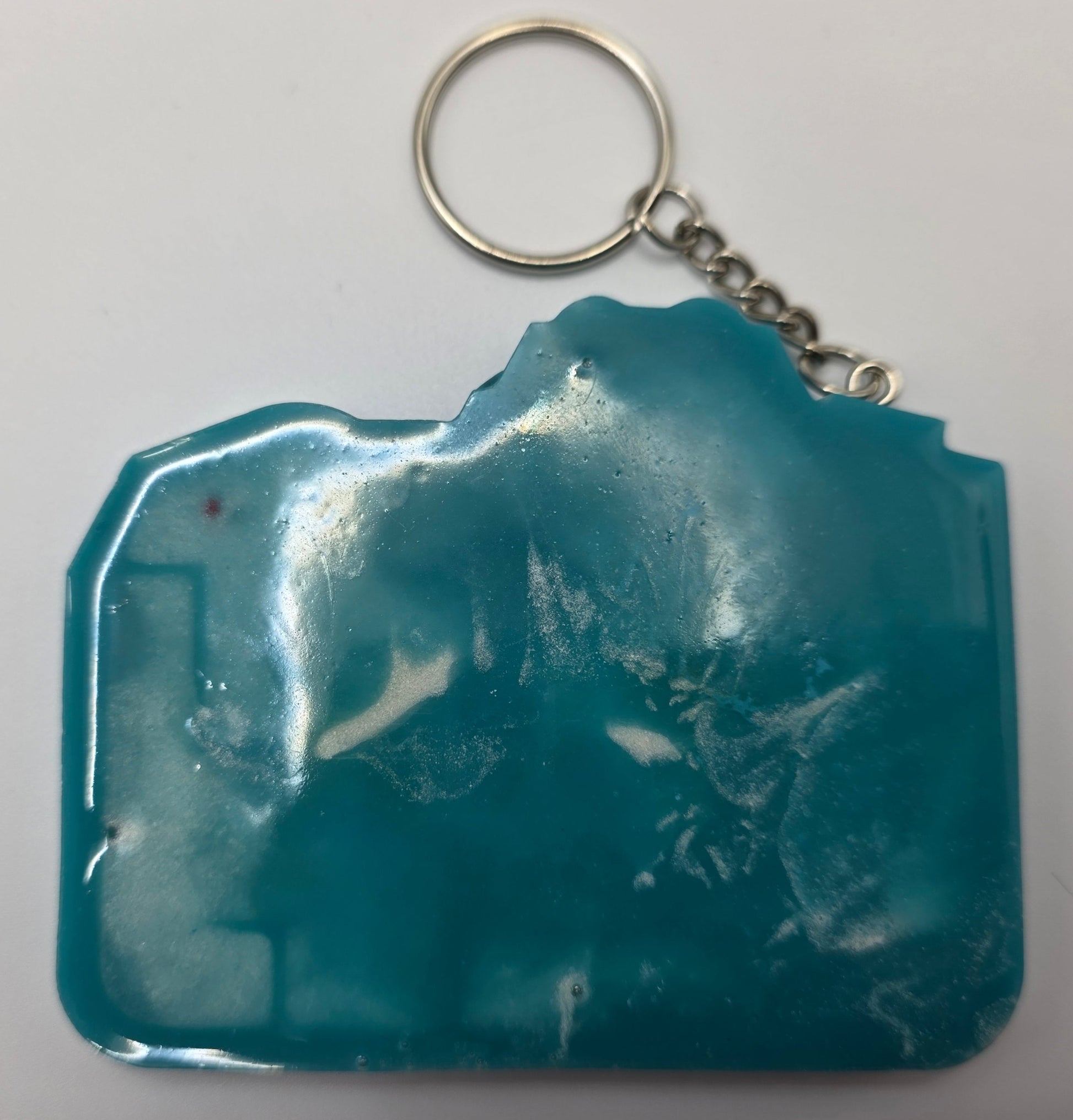 Blue building shaker puzzle keychain back
